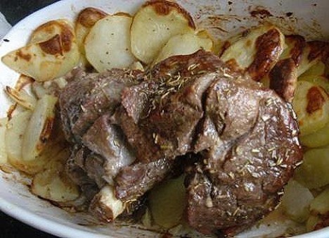 agnello-con-patate