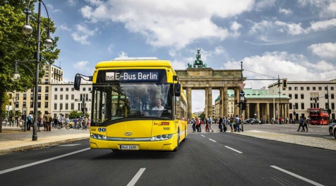 Un euro al giorno per muoversi a Berlino. Ma a Bologna, nel 1973, si viaggiava gratis.